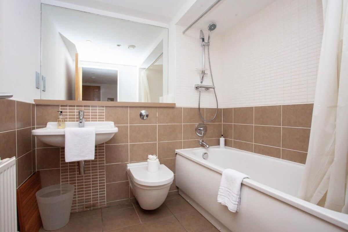 City Centre Apartment W Parking & Hyperoptic Wifi Glasgow Kültér fotó